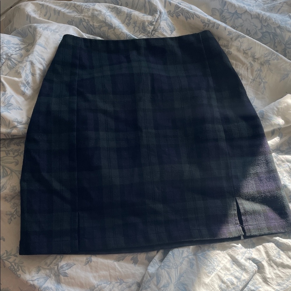 Brandy Melville Plaid Skirt - Picture 2 of 4